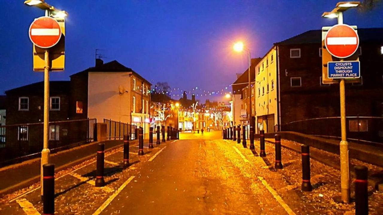 Woolpack Hotel Бригг Экстерьер фото